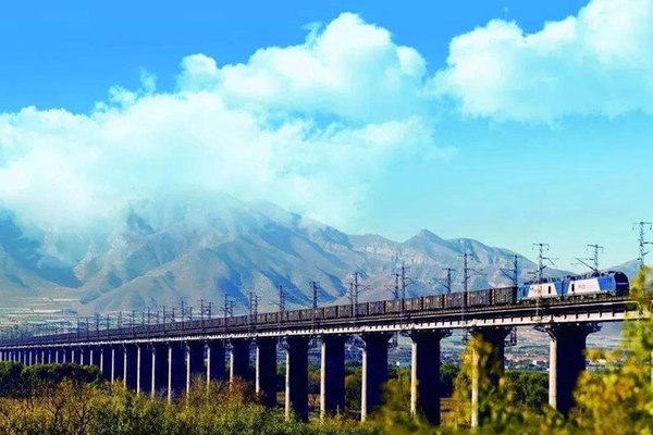 内蒙古浩勒报吉至江西吉安高速铁路